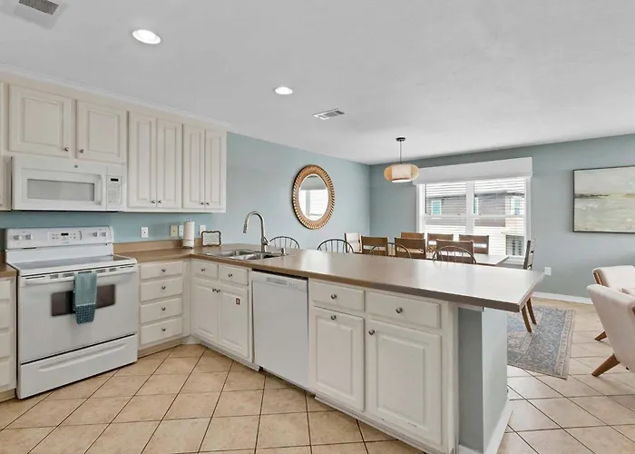 3br Gulf Views With Pool, Boat Launch And Dock